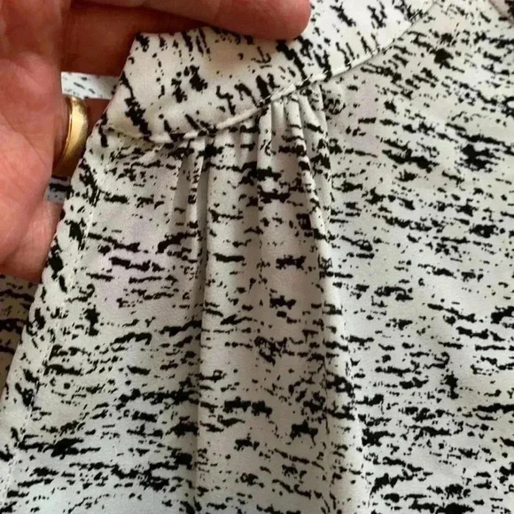 2 for 40 Pleione short sleeve, tunic w V-neck, light, airy, summer - Picture 6 of 6